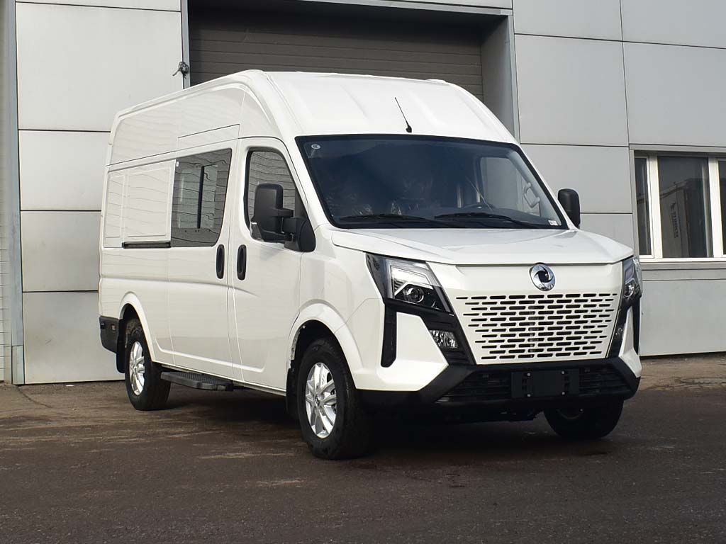 Грузопассажирский автобус Dongfeng K33